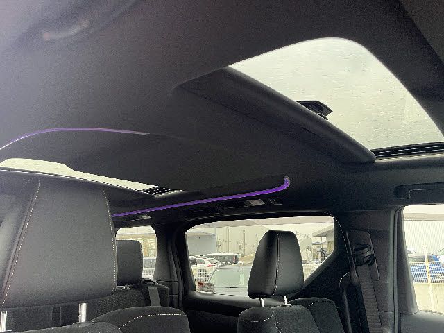 TOYOTA VELLFIRE 2021