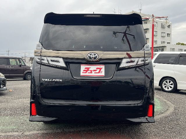 TOYOTA VELLFIRE 2021
