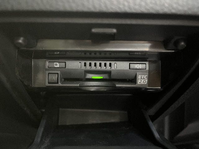 TOYOTA CAMRY HYBRID 2018