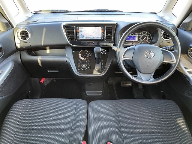 NISSAN DAYZ ROOX 2015