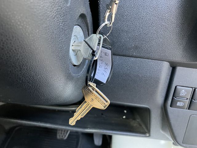 DAIHATSU HIJET CARGO 2018