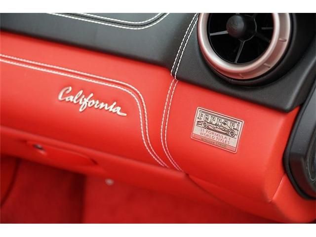 FERRARI FERRARI California 2010