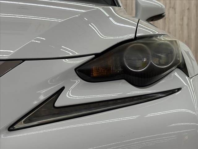 TOYOTA LEXUS IS300h 2013