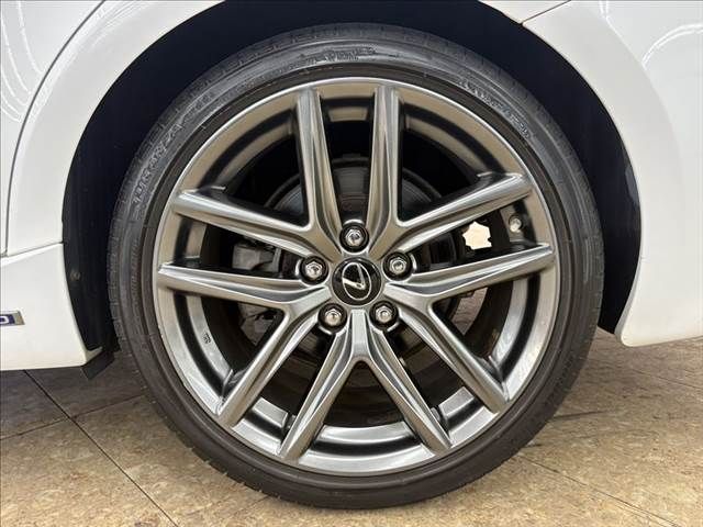 TOYOTA LEXUS IS300h 2013