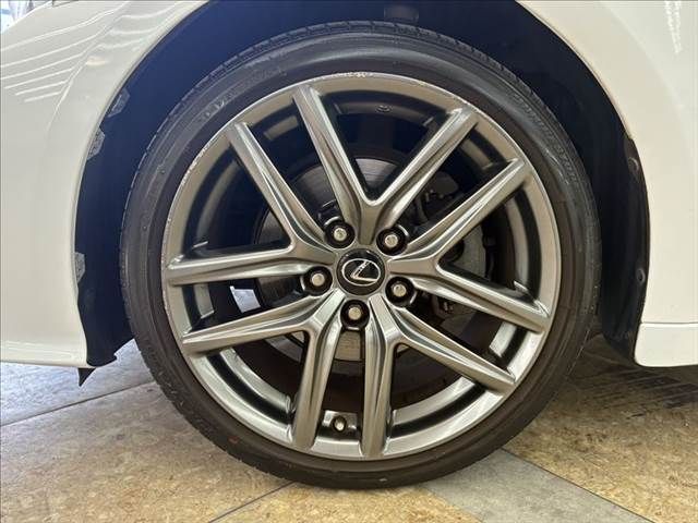 TOYOTA LEXUS IS300h 2013