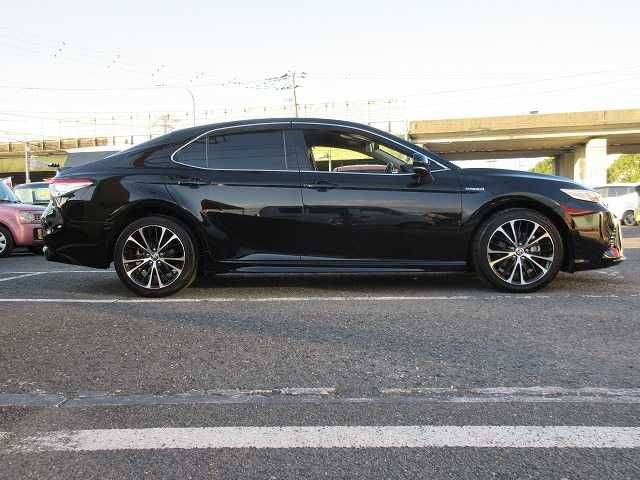 TOYOTA CAMRY HYBRID 2020