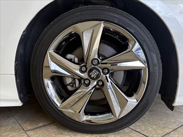 TOYOTA CROWN sedan hybrid 2019