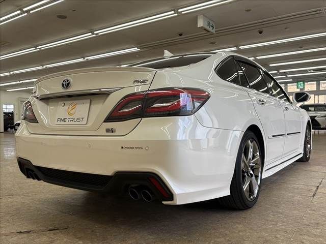 TOYOTA CROWN sedan hybrid 2019