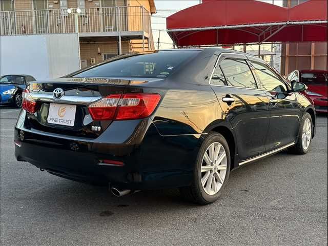 TOYOTA CAMRY HYBRID 2013