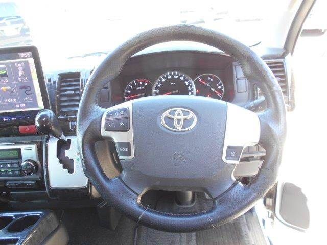 TOYOTA HIACE van 2WD 2019