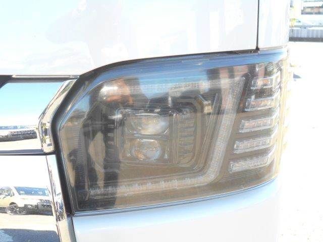 TOYOTA HIACE van 2WD 2019