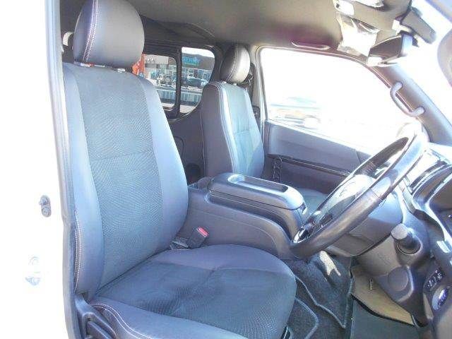 TOYOTA HIACE van 2WD 2018