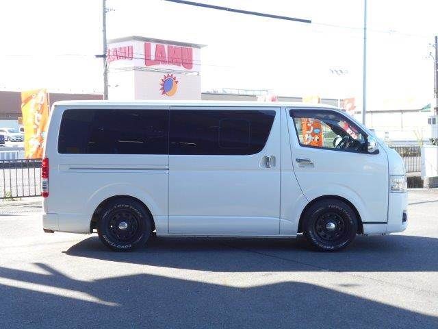 TOYOTA HIACE van 2WD 2018