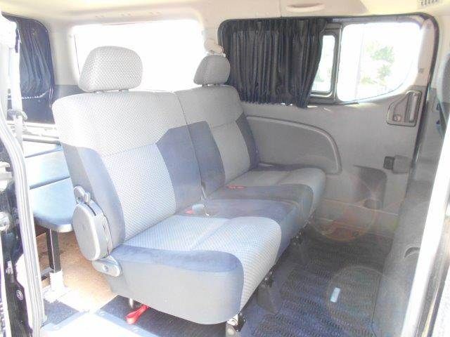 NISSAN NV350 CARAVAN 2012