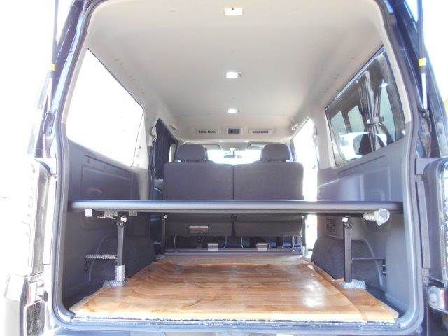 NISSAN NV350 CARAVAN 2012