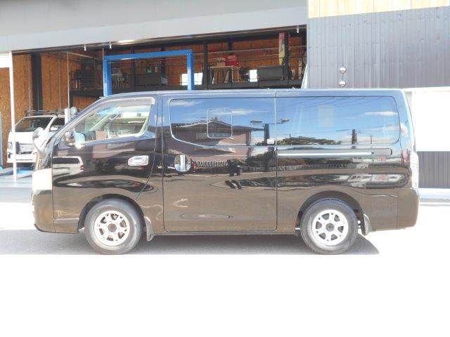 NISSAN NV350 CARAVAN 2012