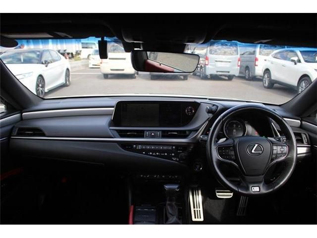 TOYOTA LEXUS ES300h 2019