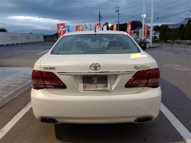 TOYOTA CROWN sedan 2009