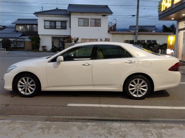 TOYOTA CROWN sedan 2009
