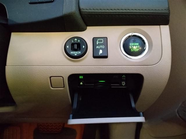 TOYOTA CROWN sedan 2009