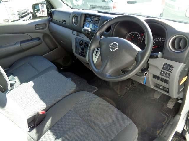 NISSAN NV350 CARAVAN 2018