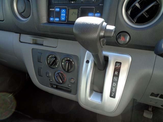 NISSAN NV350 CARAVAN 2018