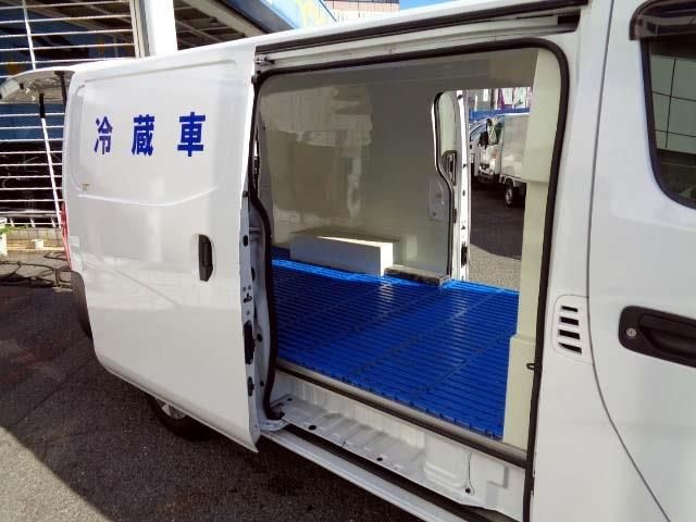NISSAN NV350 CARAVAN 2018