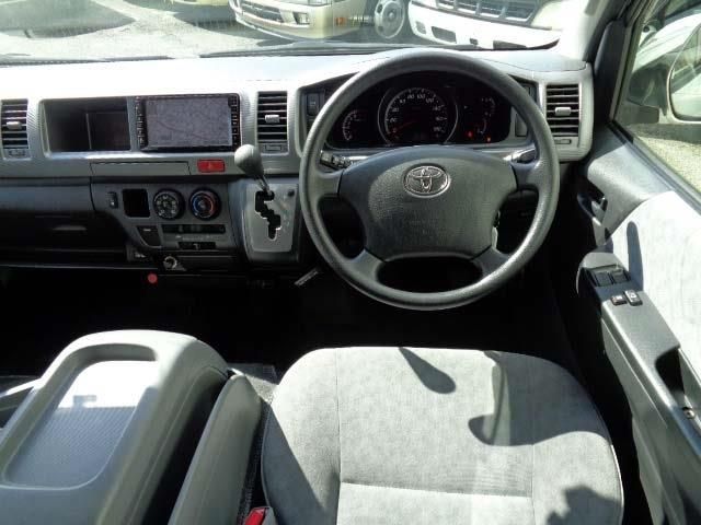 TOYOTA HIACE wagon 2010