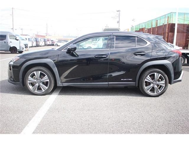 TOYOTA LEXUS UX300e 2022