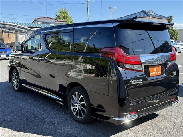 TOYOTA ALPHARD hybrid 4WD 2016