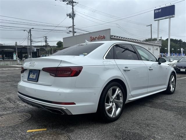 AUDI AUDI A4 2019