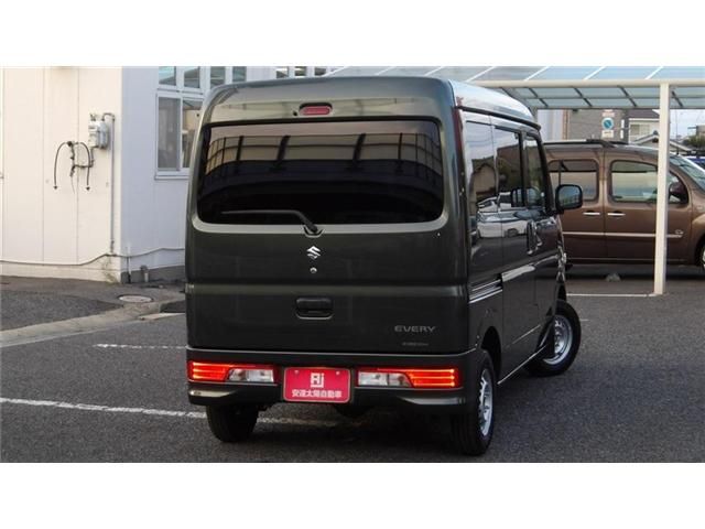 SUZUKI EVERY van 2022