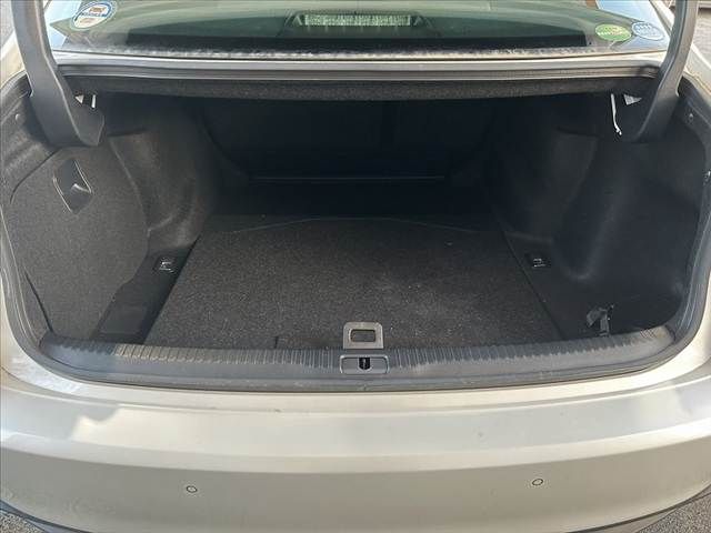 TOYOTA LEXUS IS300h 2013