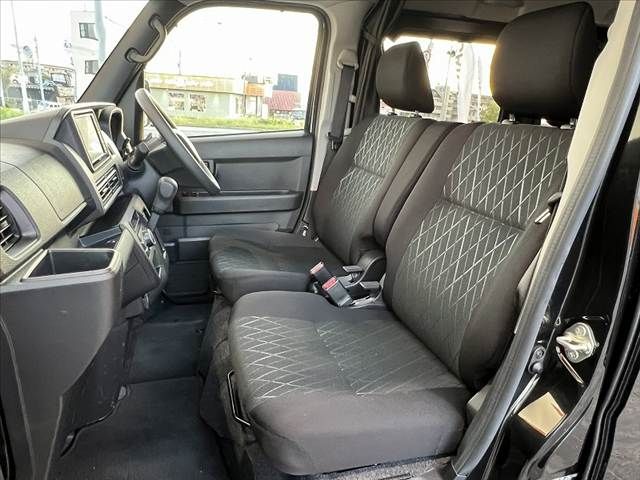 DAIHATSU ATRAI van 2023