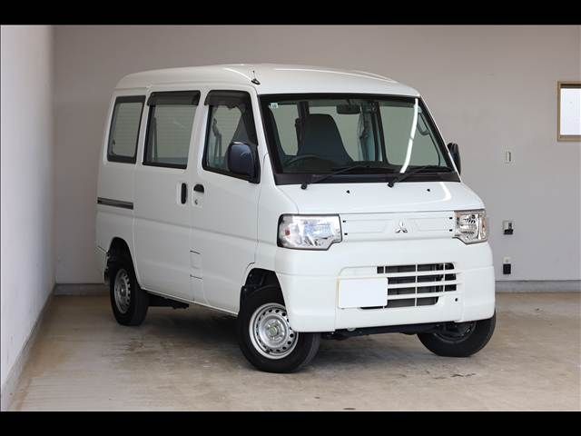 MITSUBISHI MINICAB-MiEV 2020
