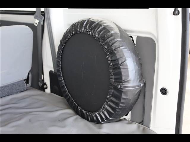 MITSUBISHI MINICAB-MiEV 2020