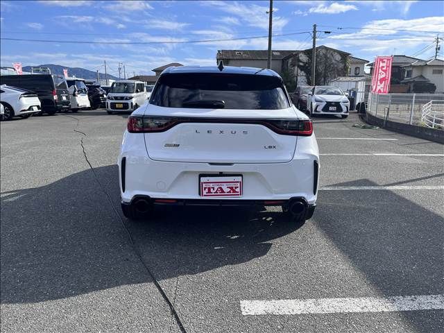 TOYOTA LEXUS LBX 2024