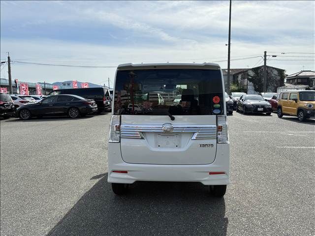 DAIHATSU TANTO CUSTOM 2018