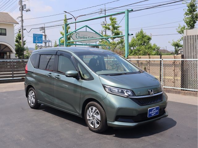 HONDA FREED plus HYBRID 2022