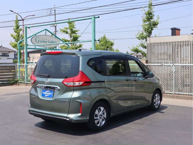 HONDA FREED plus HYBRID 2022