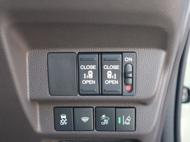 HONDA FREED plus HYBRID 2022