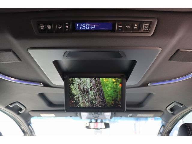 TOYOTA ALPHARD hybrid 4WD 2015