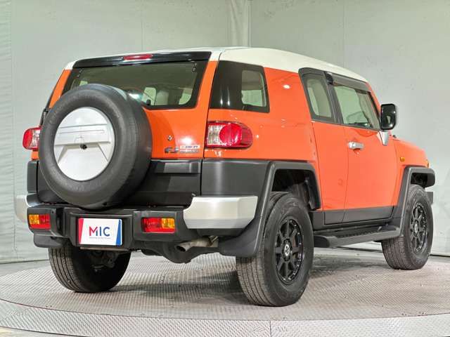 TOYOTA FJ CRUISER 4WD 2013
