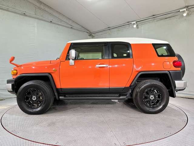 TOYOTA FJ CRUISER 4WD 2013