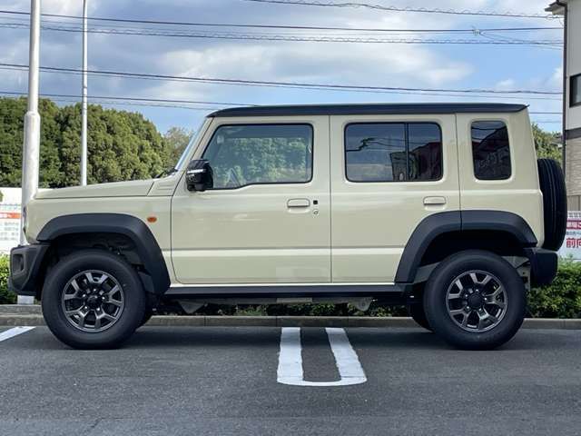 SUZUKI JIMNY NOMADE 2025