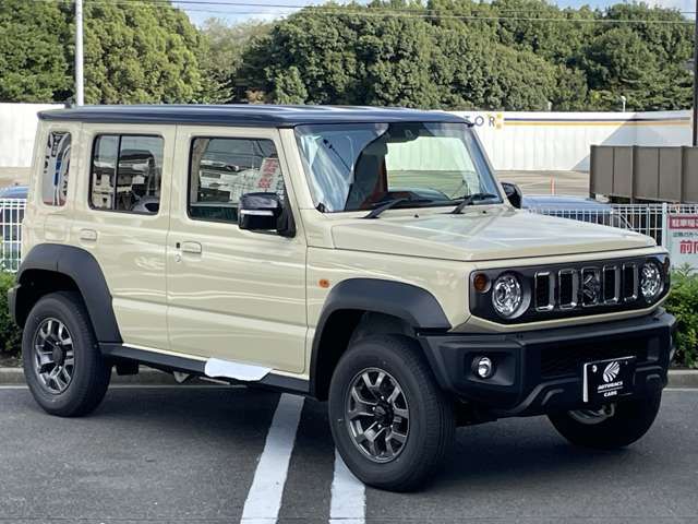 SUZUKI JIMNY NOMADE 2025