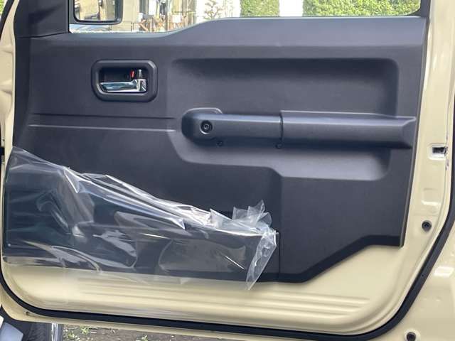 SUZUKI JIMNY NOMADE 2025