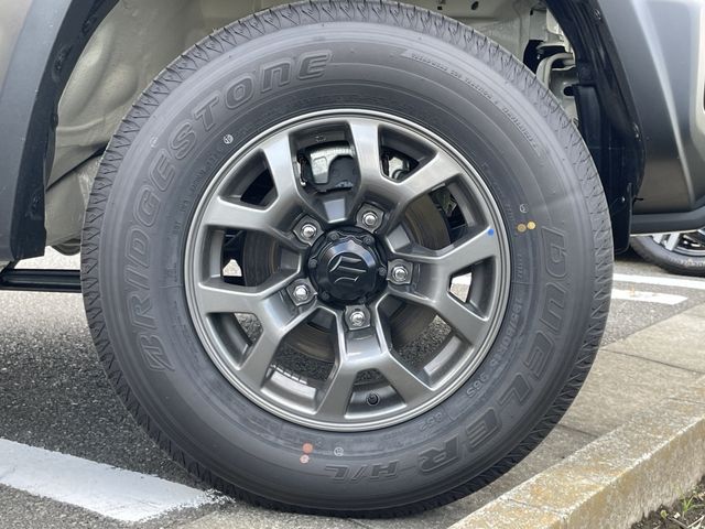 SUZUKI JIMNY NOMADE 2025