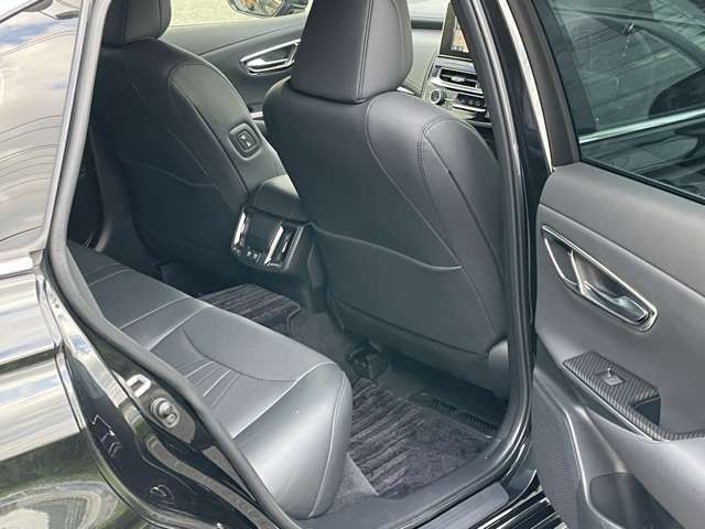 TOYOTA CROWN sedan hybrid 2020