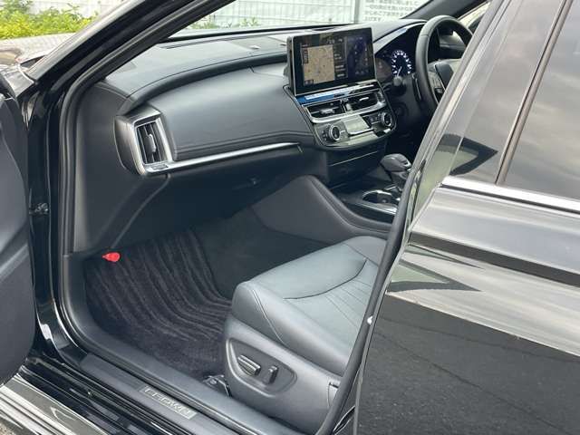 TOYOTA CROWN sedan hybrid 2020